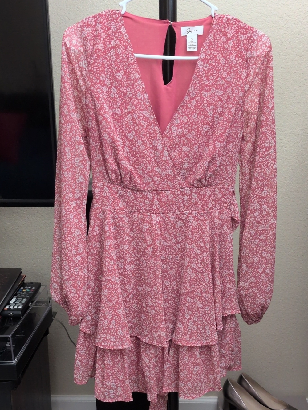 Rose Pink Floral V-Neck Tiered Long-Sleeve Dress